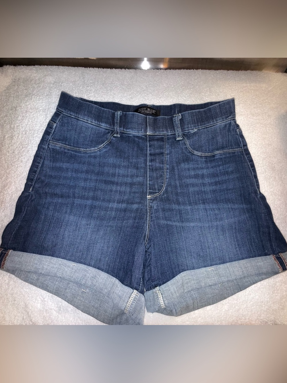 Judy Blue Indigo Rolled Hem Denim Shorts Woman’s Size 1X